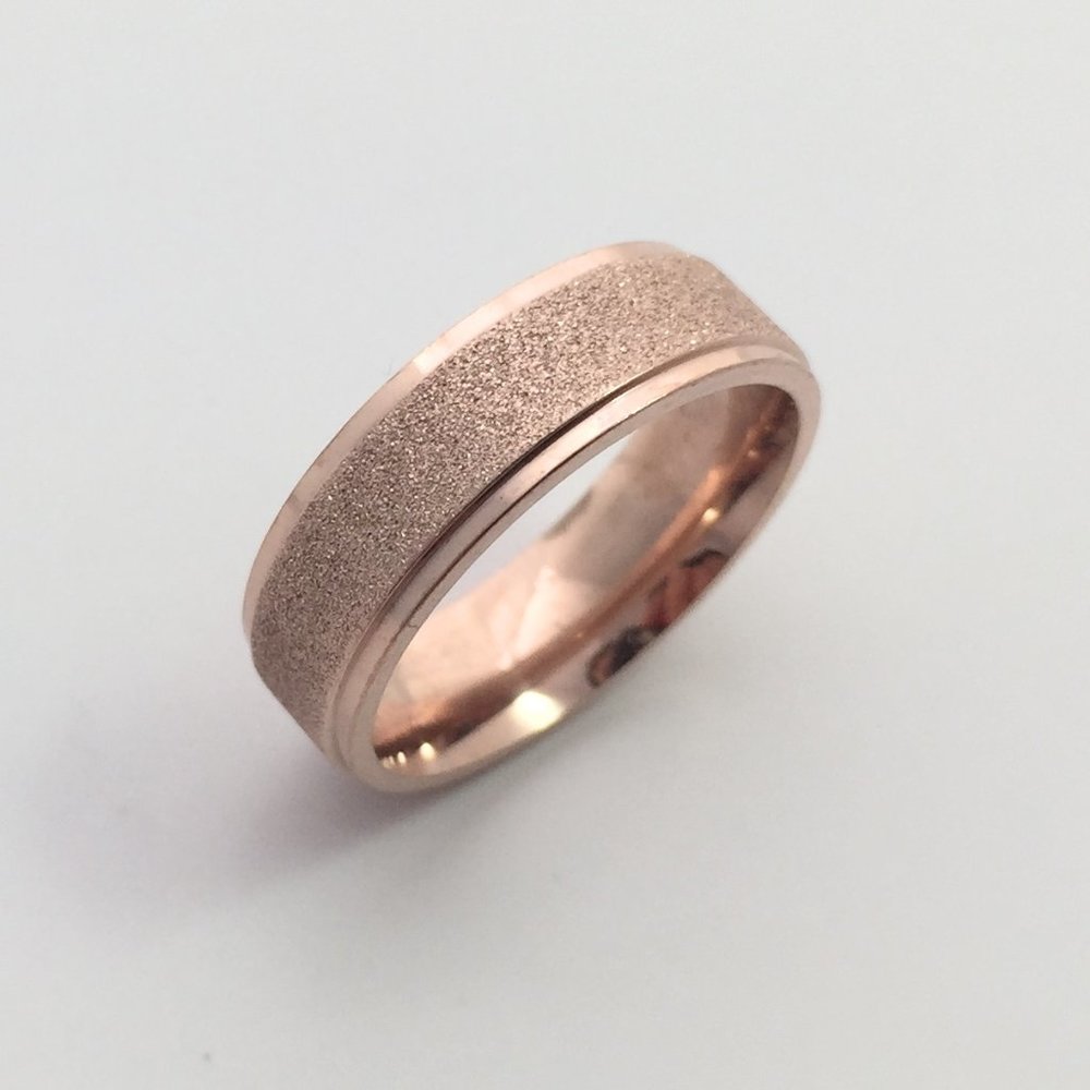 Jewelry ring band 6mm wide shiny step edge rose gold tone titanium new - Picture 4 of 4